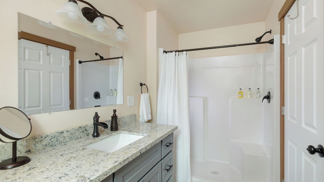Photo of Bathroom in Paradise Estates
