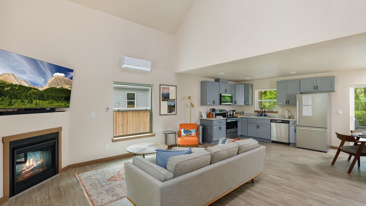 Photo of Livingroom in Paradise Estates