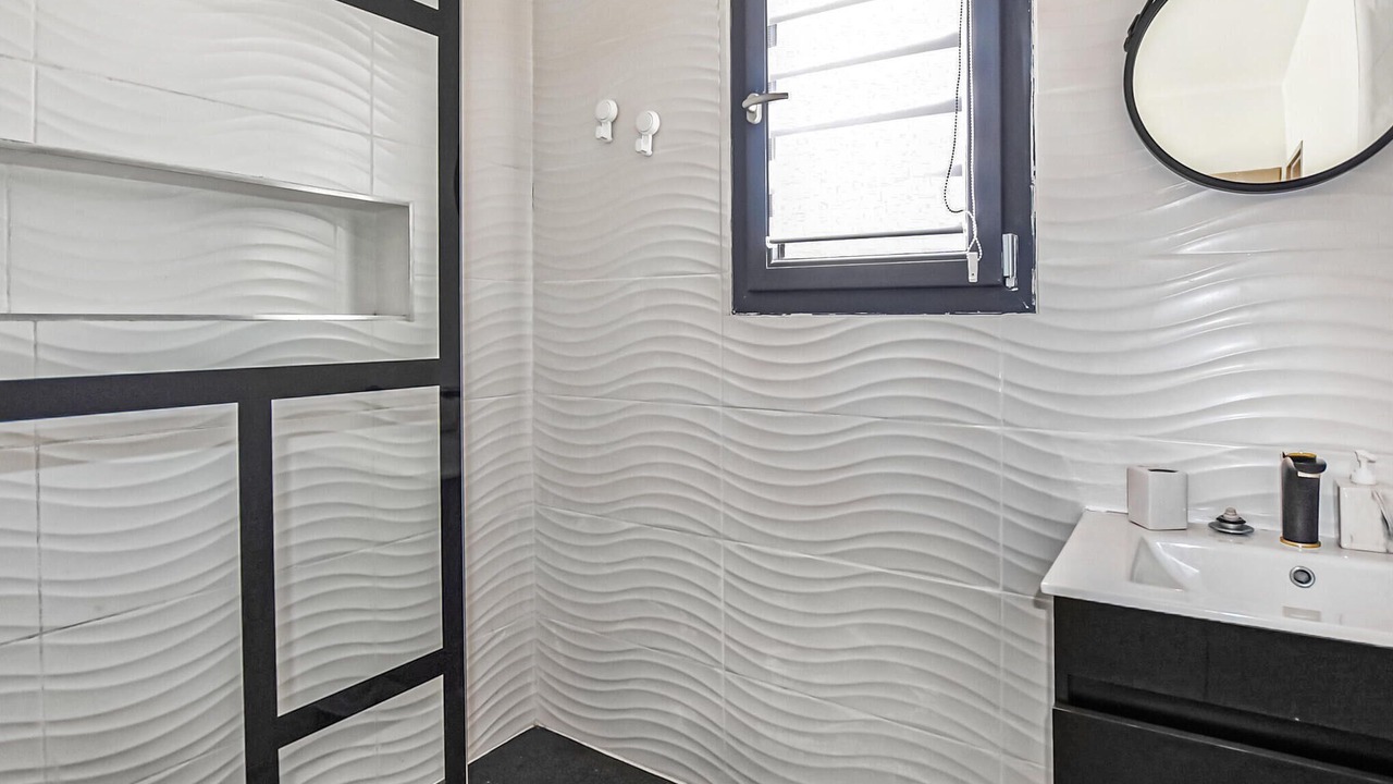 Photo of Bathroom in Mornas