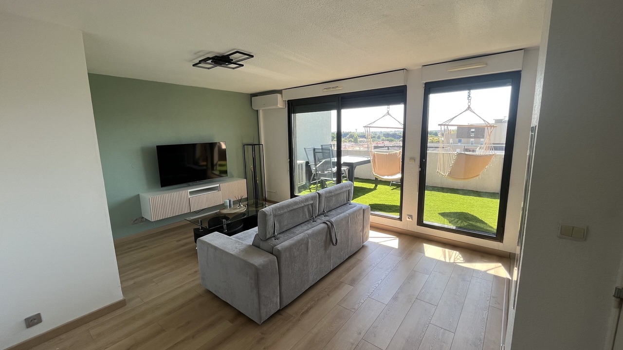 Photo of Livingroom in Aiguerelles