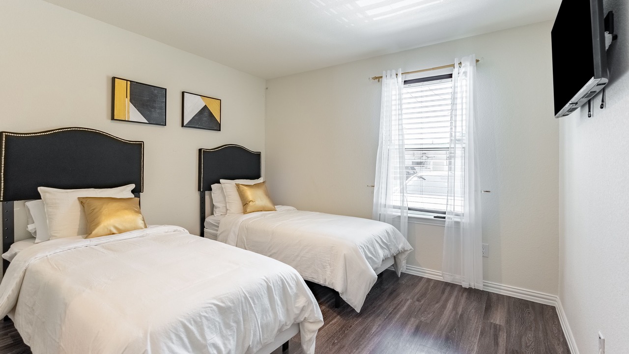 Photo of Bedroom in Northside