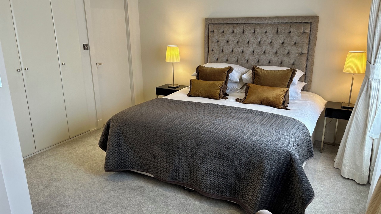 Photo of Bedroom in Kelvinbridge