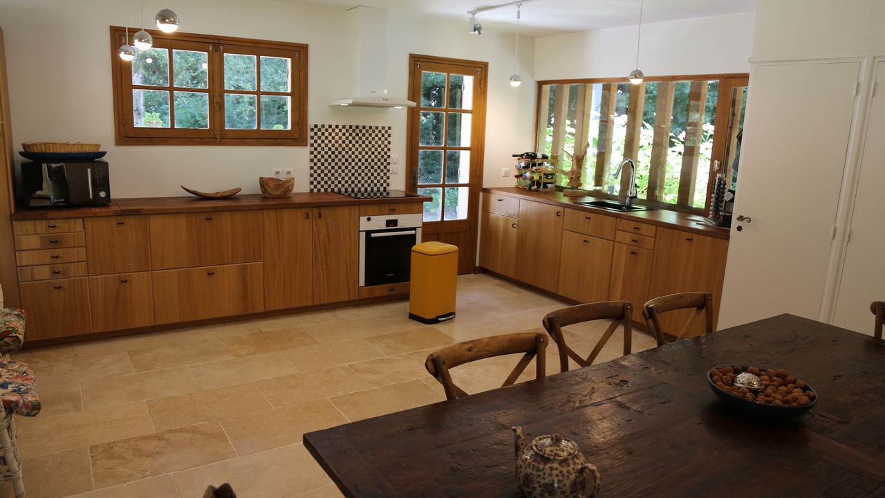 Photo of Kitchen in Saint-Gatien-des-Bois