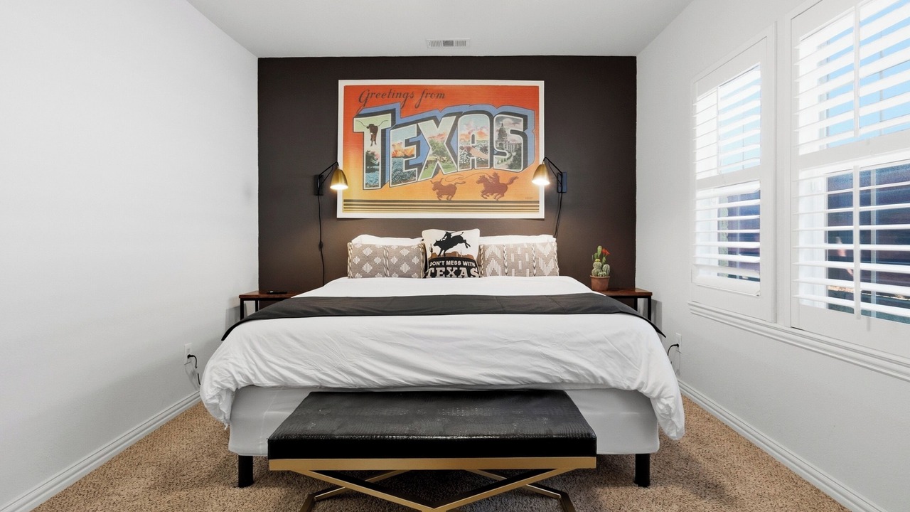 Photo of Bedroom in Fort Worth Cultural District