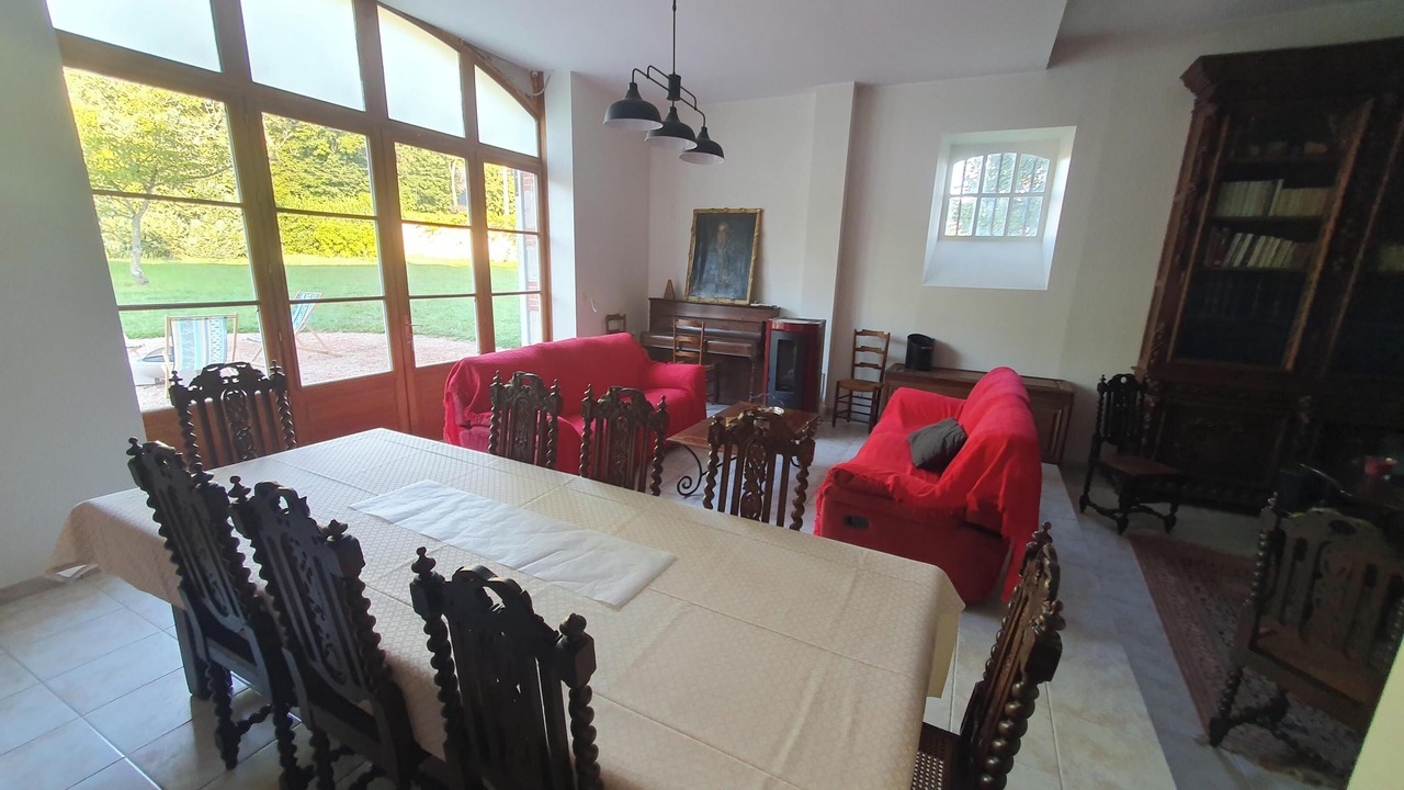 Photo of Others in Betete