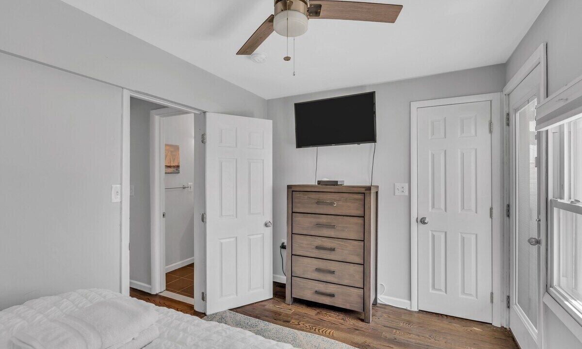 Photo of Bedroom in Manasquan