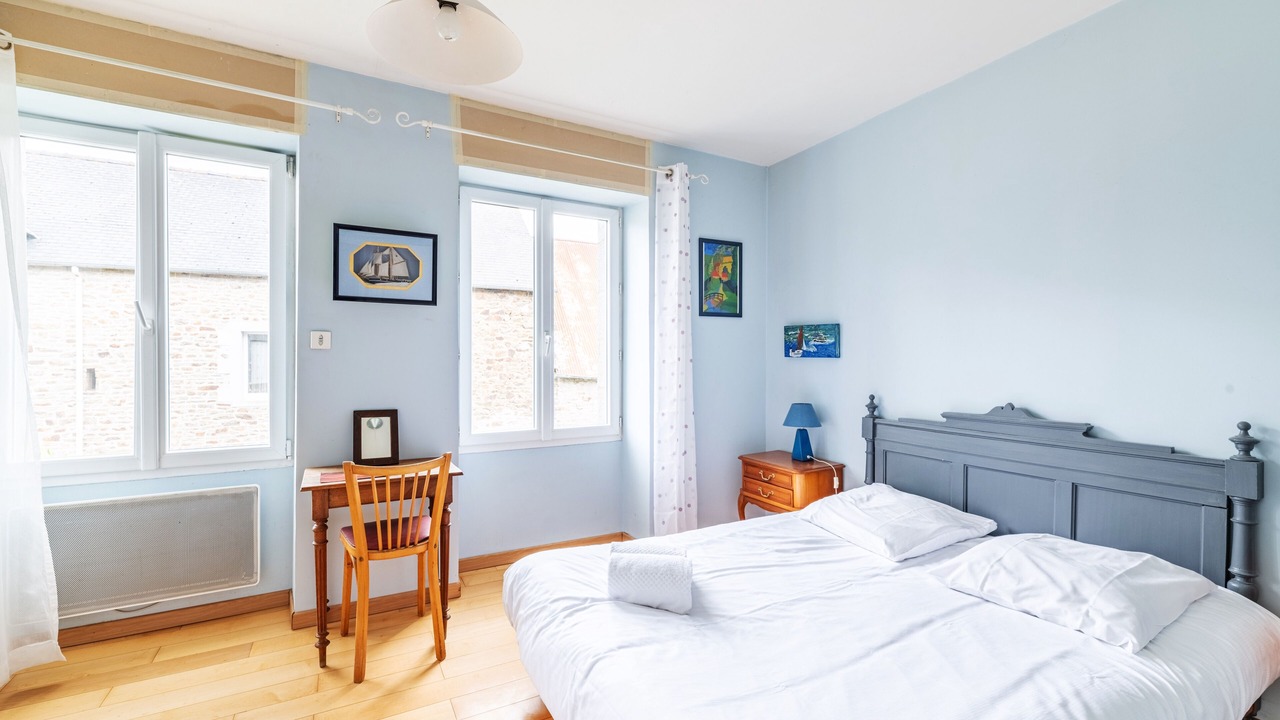 Photo of Bedroom in Pleudihen-sur-Rance