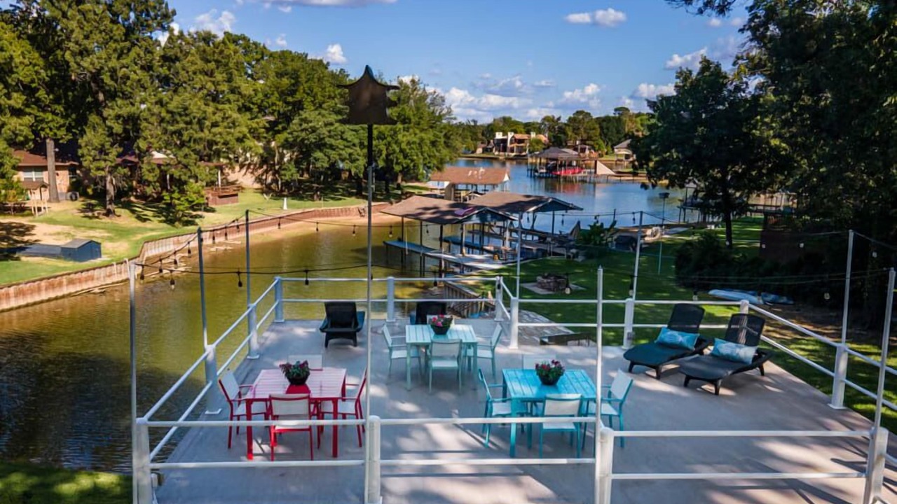 Photo of Outdoor in Enchanted Oaks