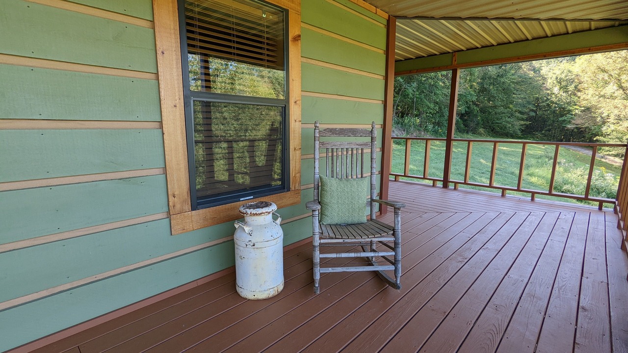 Photo of Patio Balcony in Gainesboro