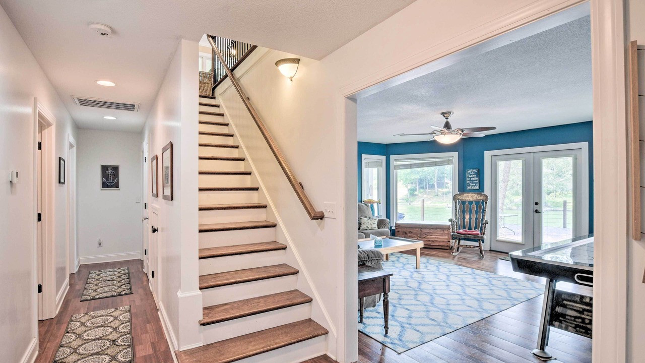 Photo of Others in Lake Secession