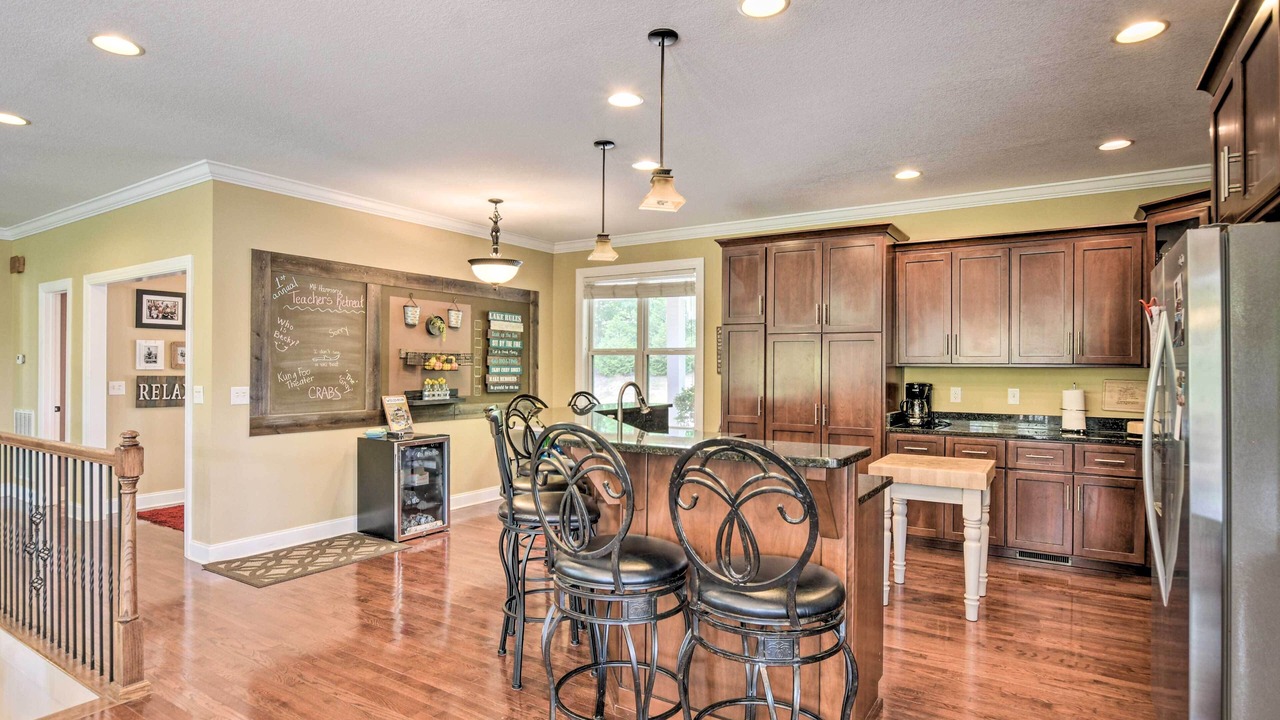 Photo of Others in Lake Secession