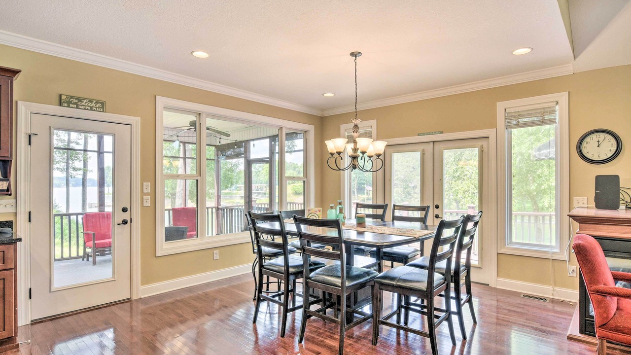 Photo of Others in Lake Secession