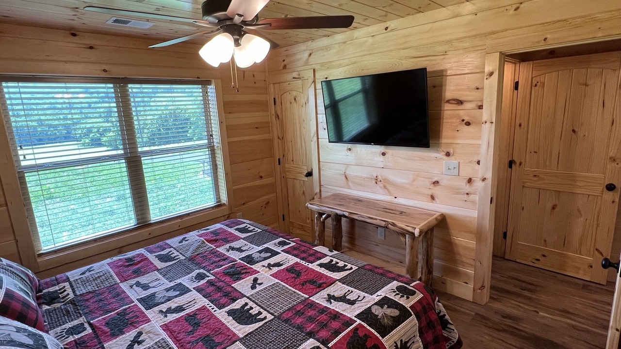 Photo of Bedroom in Cosby