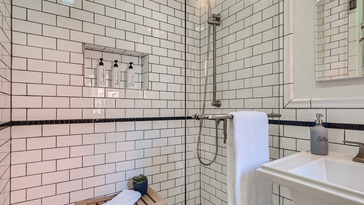 Photo of Bathroom in Arsenal