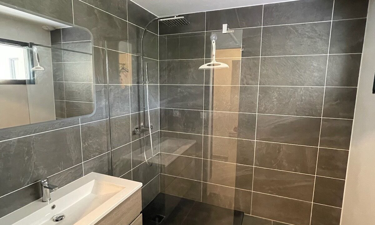 Photo of Bathroom in Le Val