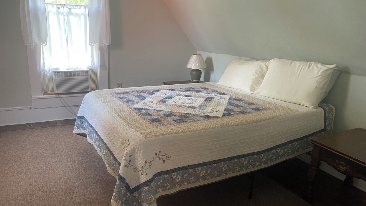 Photo of Bedroom in Ravenswood