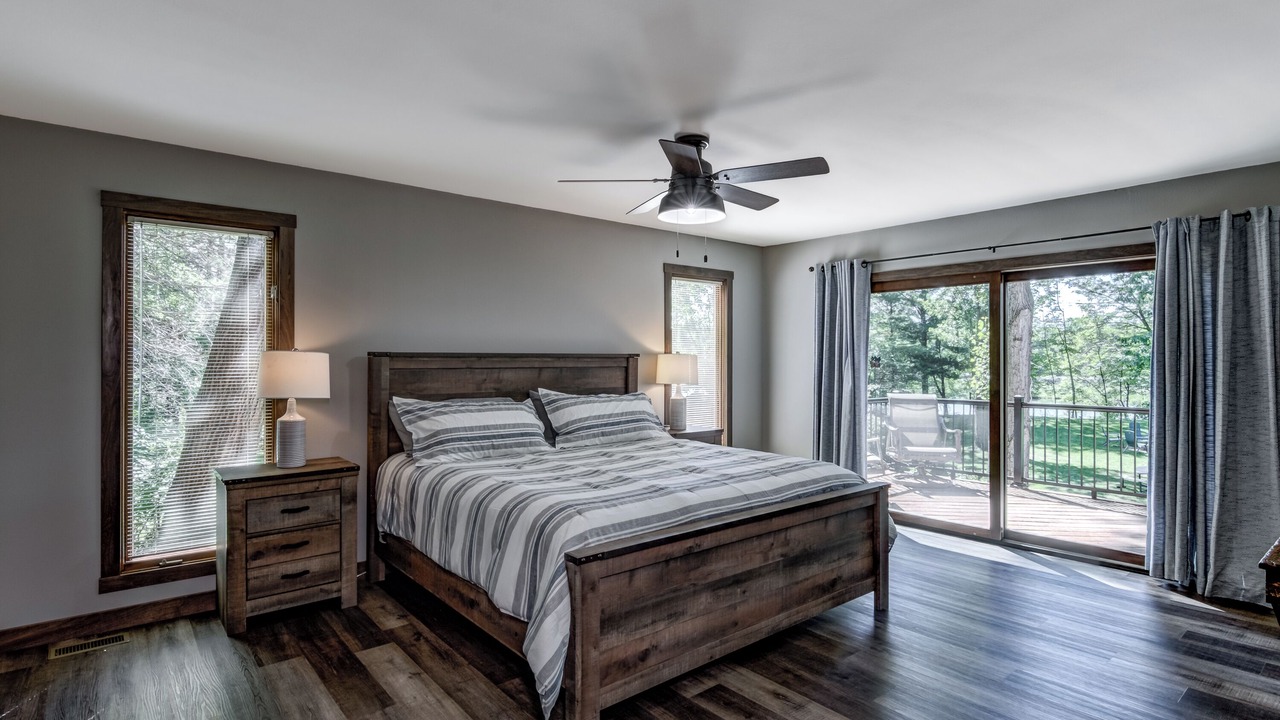 Photo of Bedroom in Holcombe