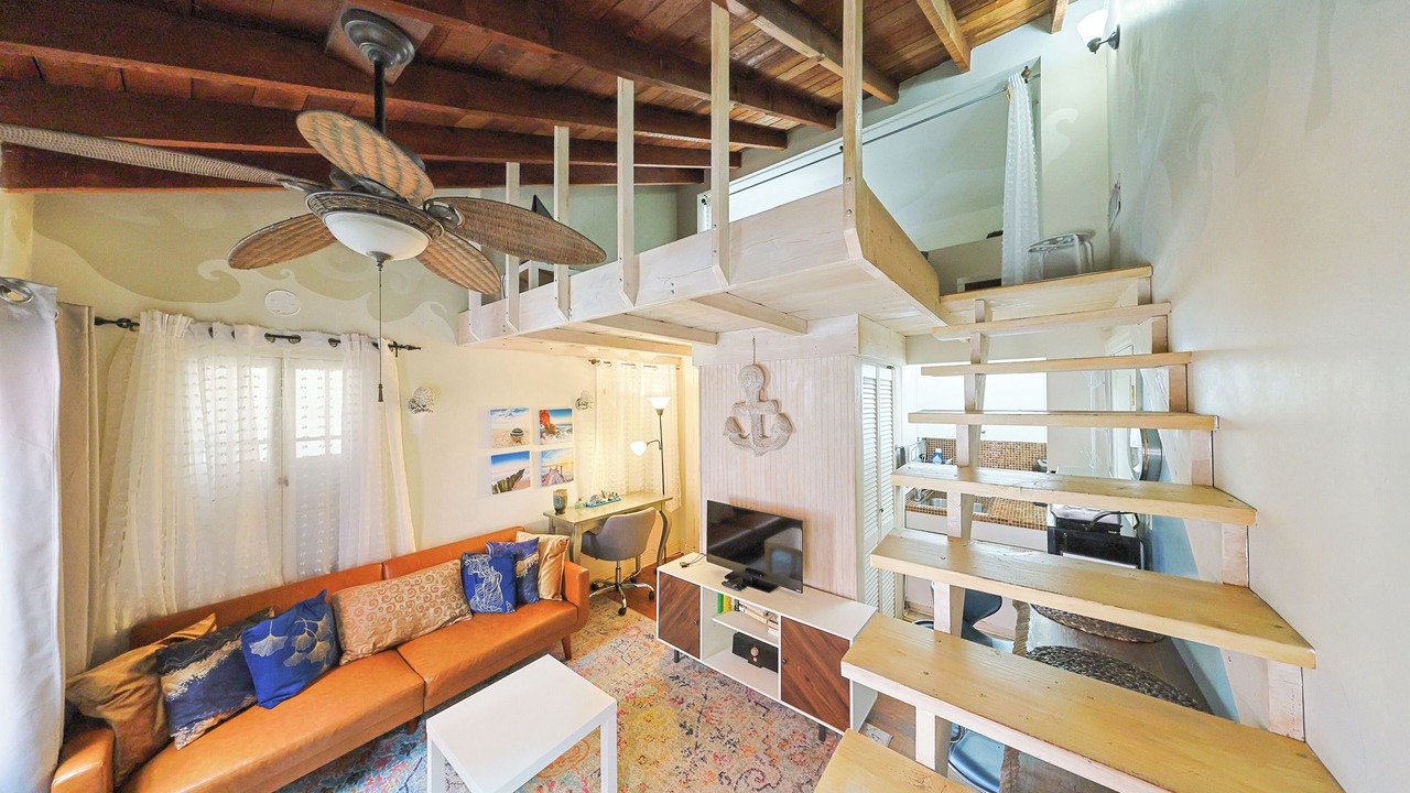 Photo of Livingroom in Marina del Rey