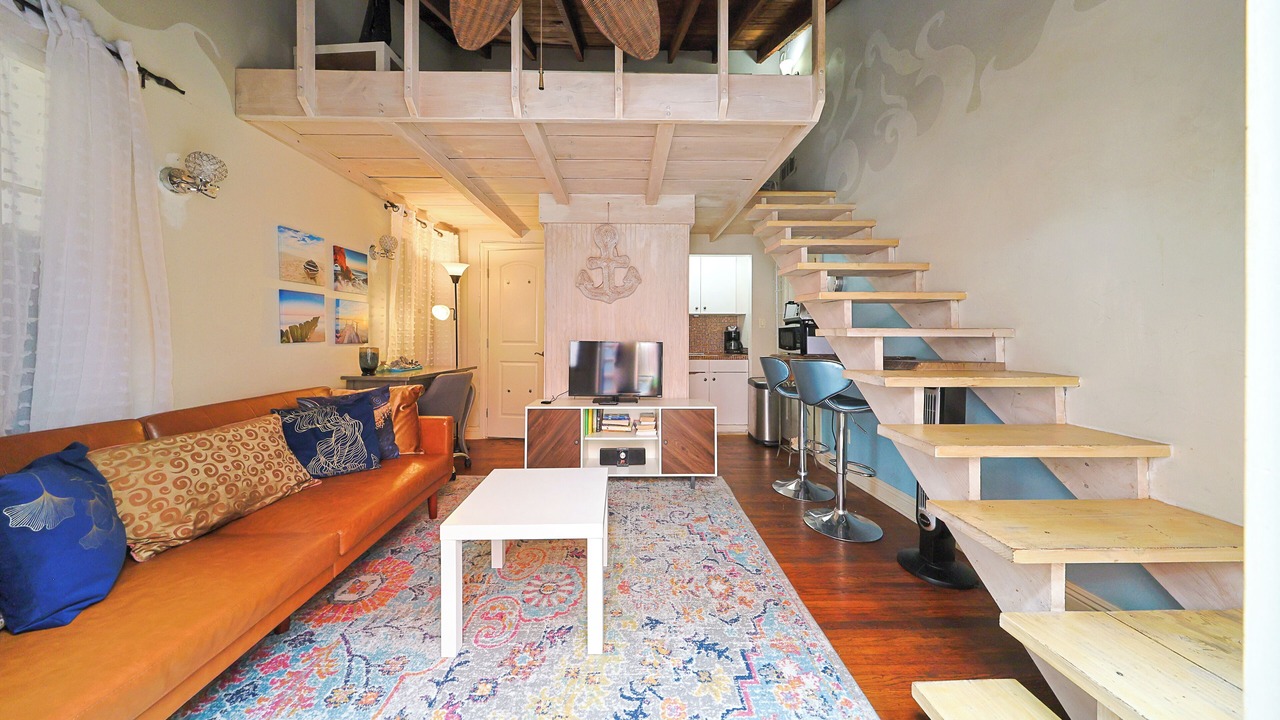 Photo of Livingroom in Marina del Rey