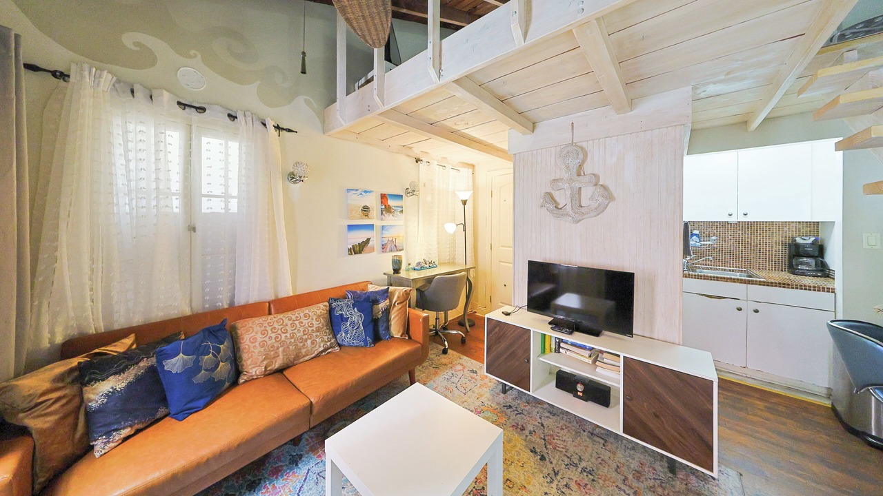 Photo of Livingroom in Marina del Rey
