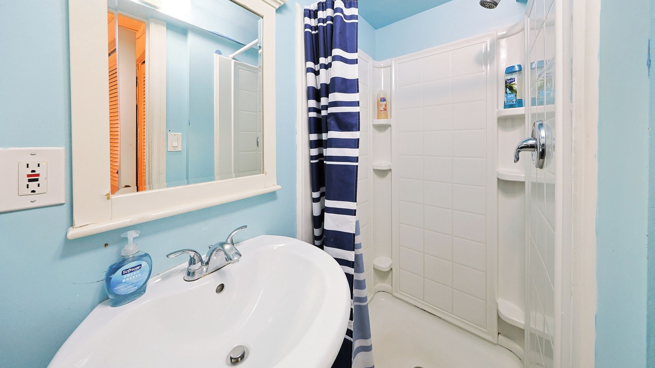 Photo of Bathroom in Marina del Rey