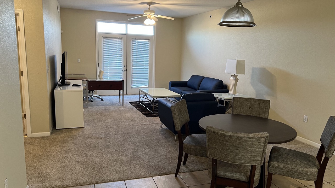 Photo of Livingroom in Topeka