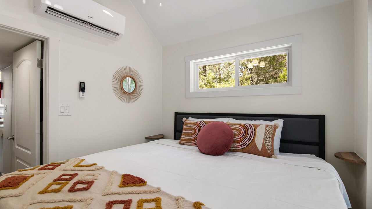 Photo of Bedroom in Spicewood