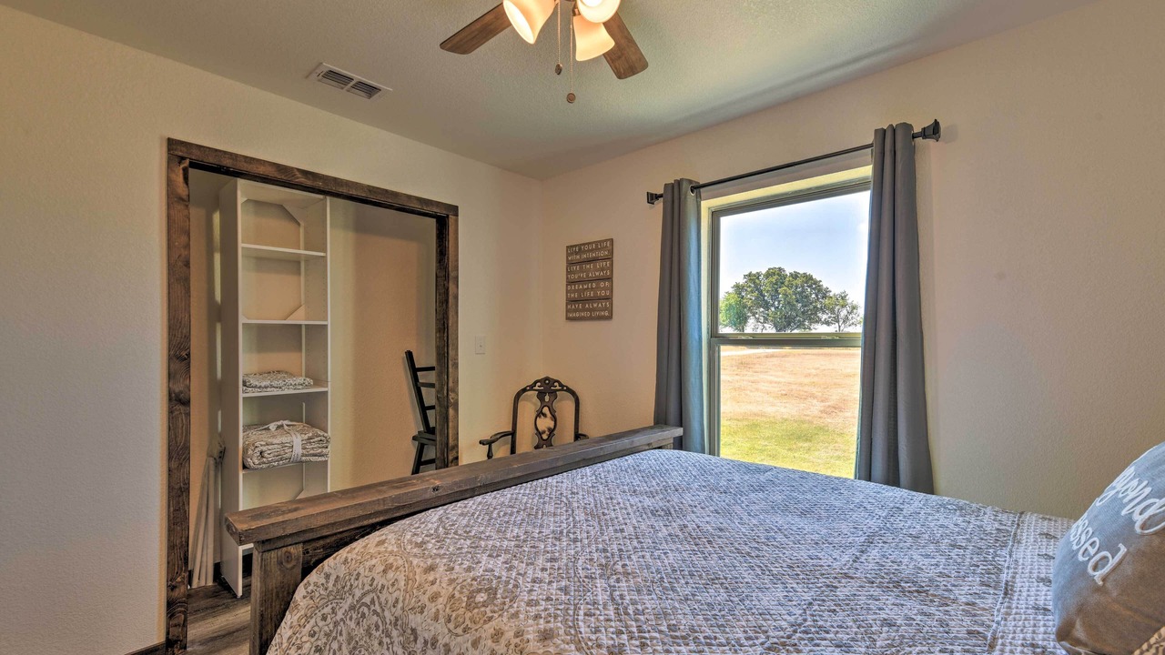 Photo of Bedroom in Morgan Mill