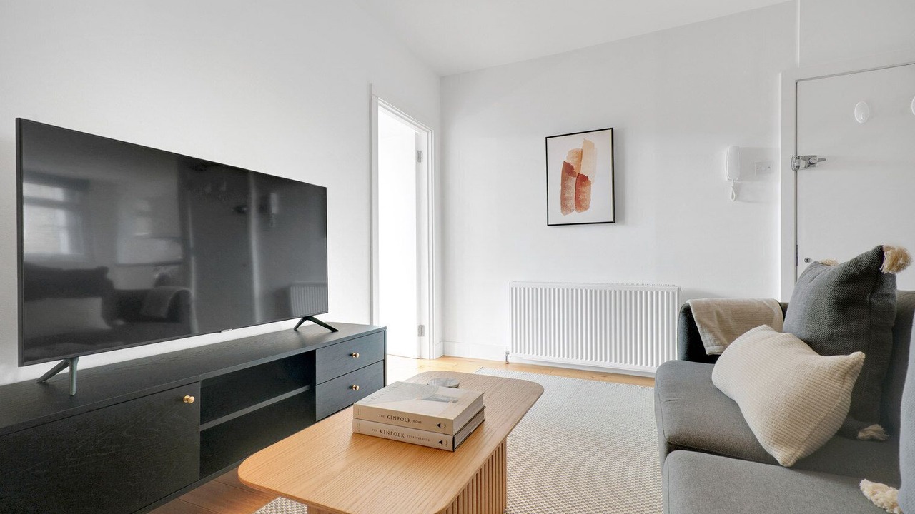 Photo of Livingroom in Farringdon