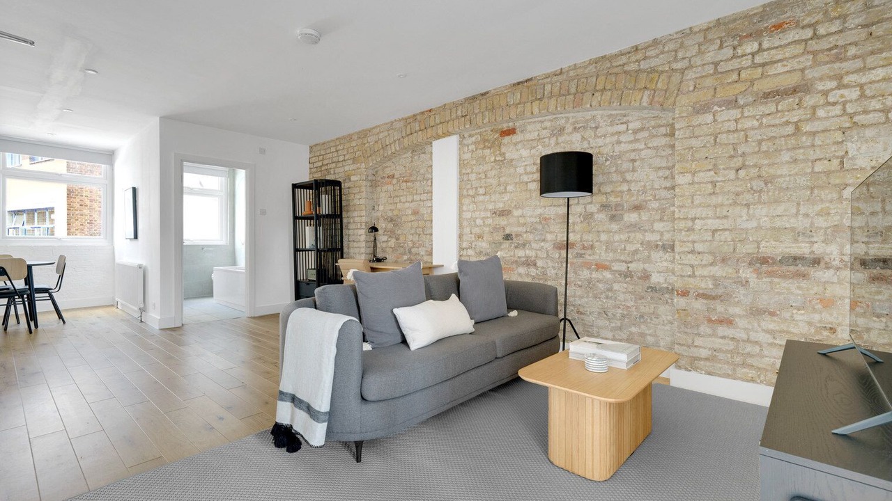 Photo of Livingroom in Farringdon