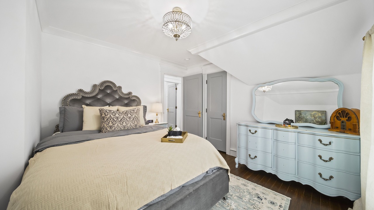 Photo of Bedroom in Broken Arrow