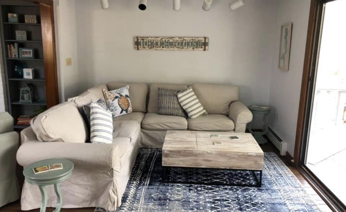 Photo of Livingroom in Waquoit Village