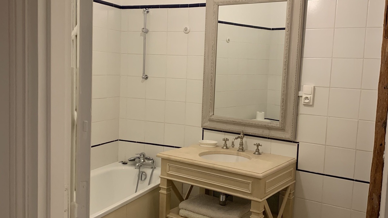 Photo of Bathroom in Ecouen