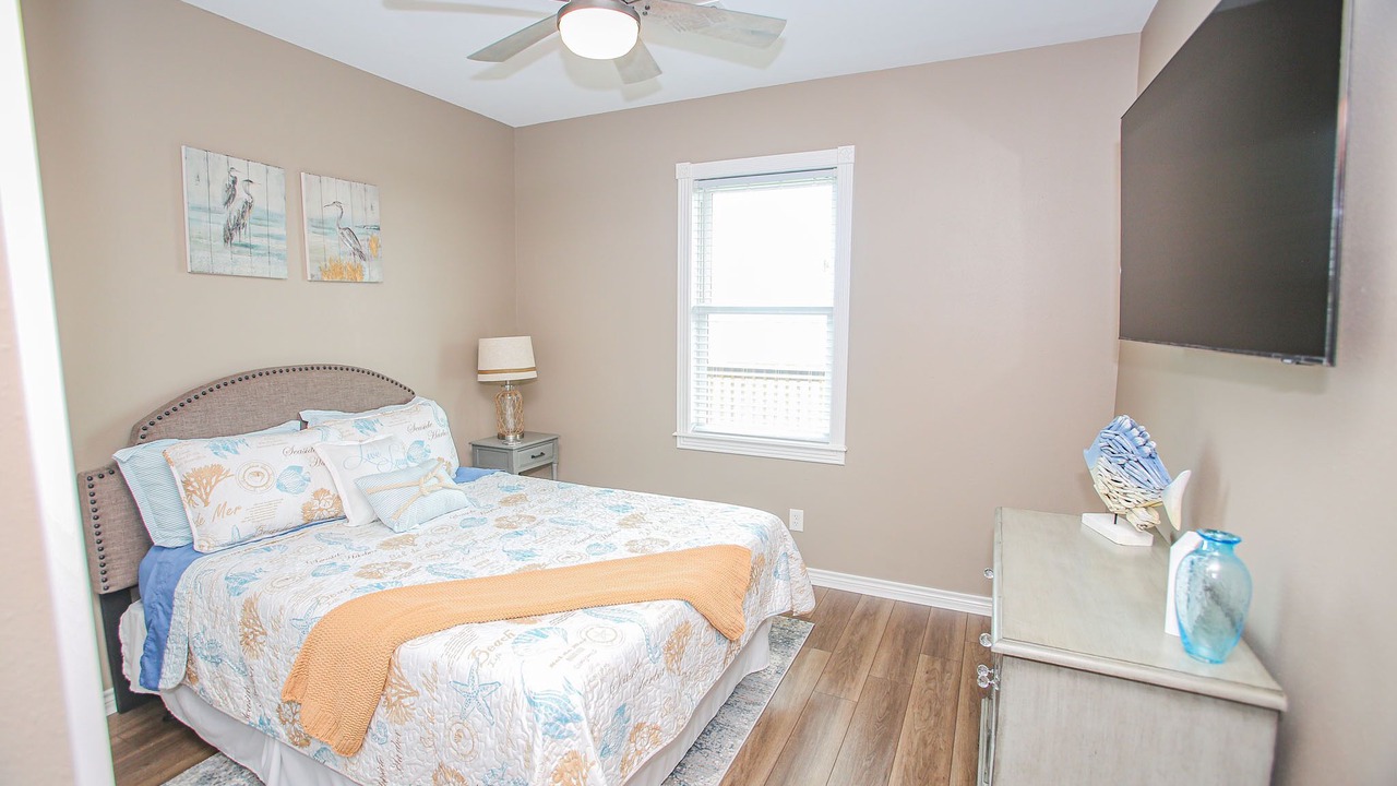 Photo of Bedroom in Cedar Lane