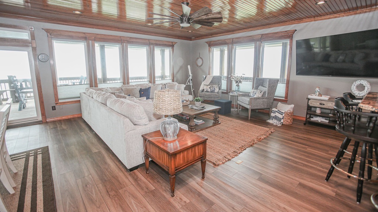 Photo of Livingroom in Cedar Lane
