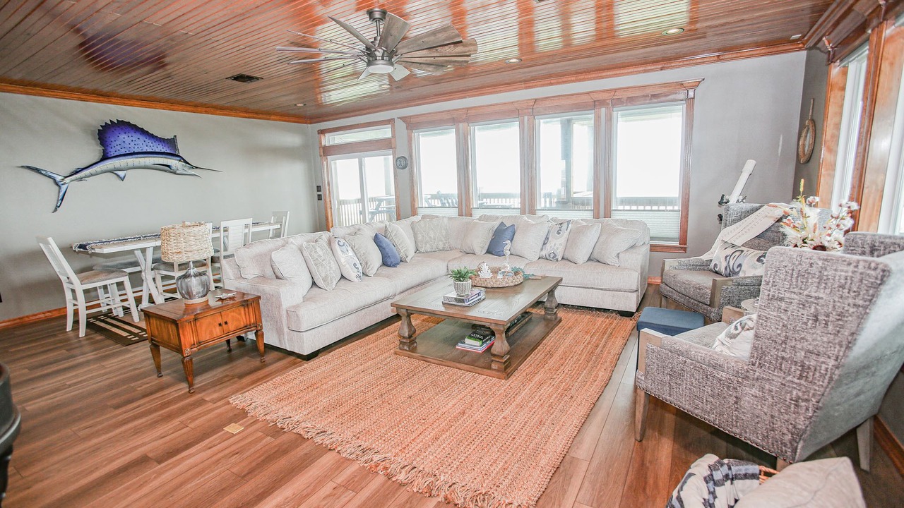 Photo of Livingroom in Cedar Lane