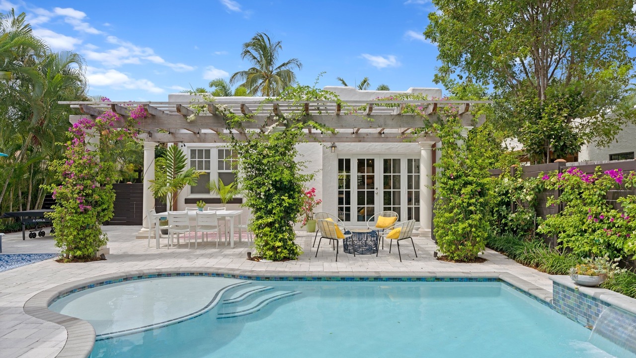 Photo of Outdoor in Flamingo Parks