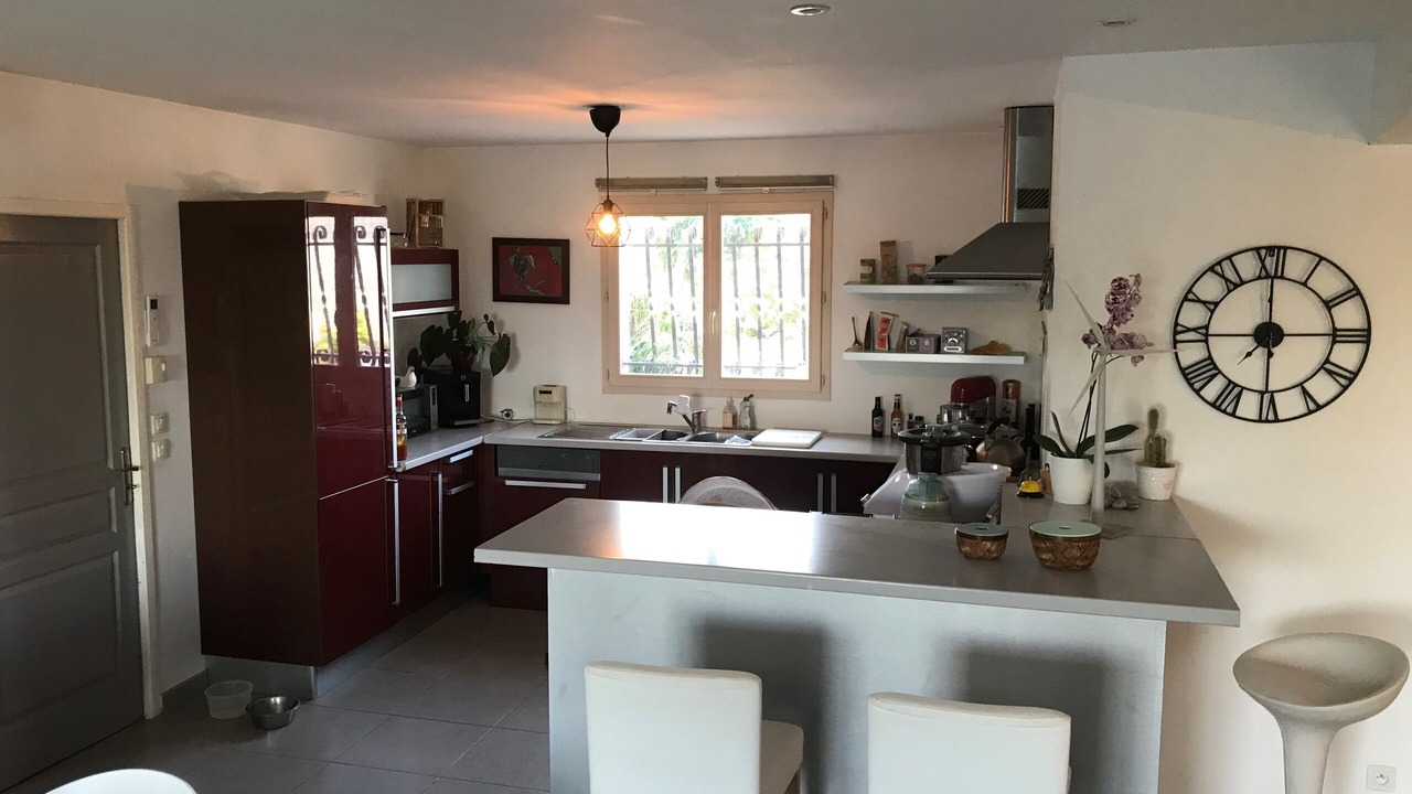 Photo of Kitchen in Ouveillan