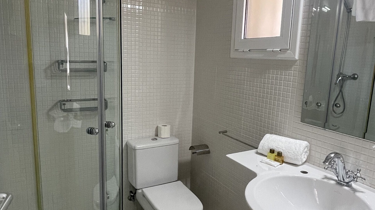 Photo of Bathroom in Miami Platja