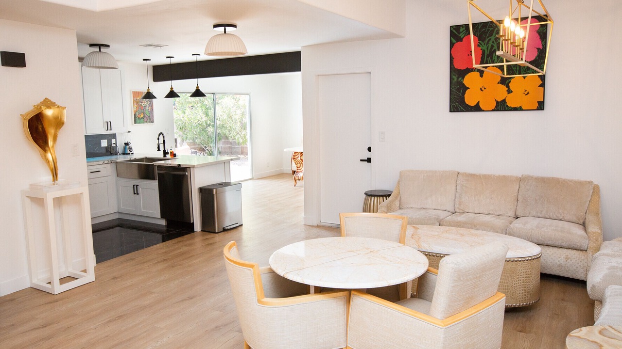 Photo of Livingroom in Rancho Oakey
