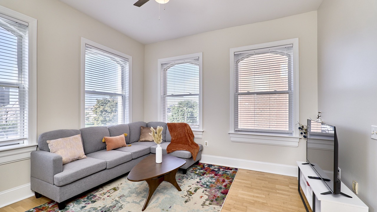 Photo of Livingroom in Grand Center