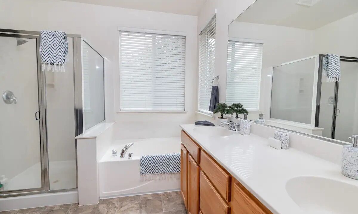 Photo of Bathroom in North Natomas