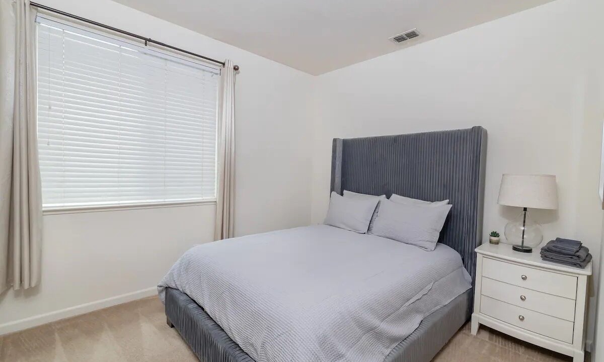Photo of Bedroom in North Natomas