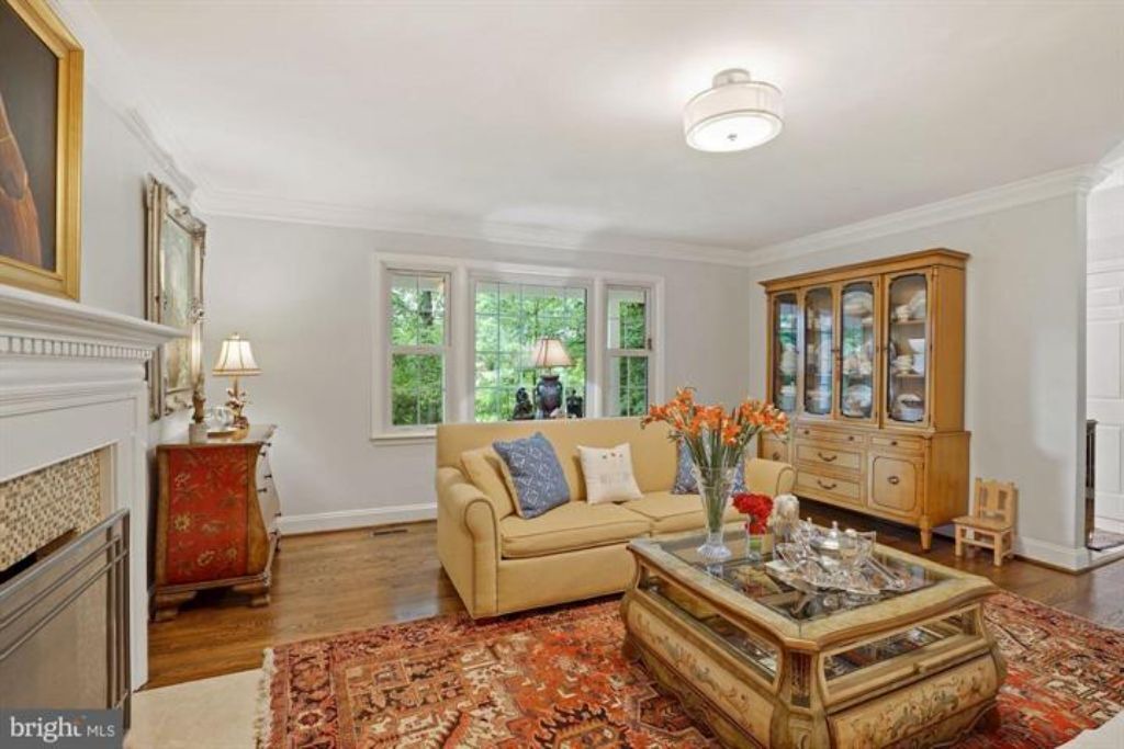 Photo of Livingroom in Dunn Loring