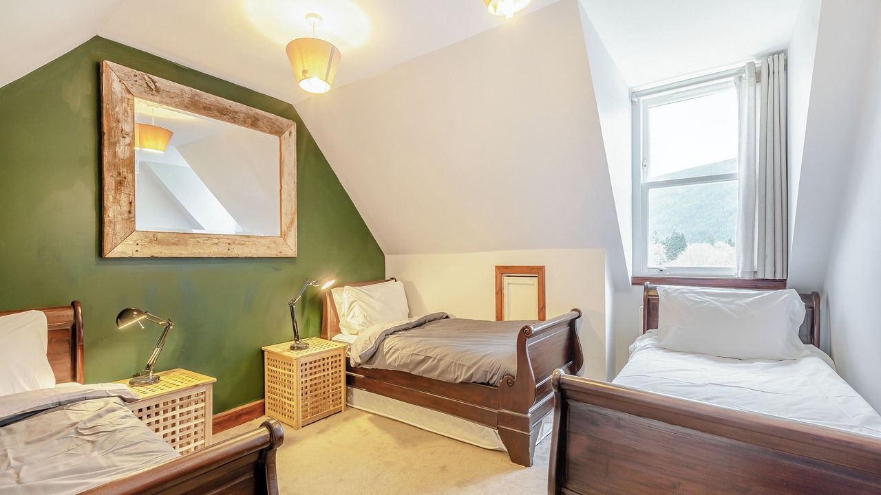 Photo of Others in Benmore