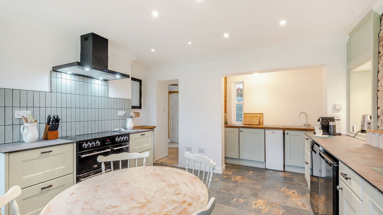 Photo of Others in Benmore