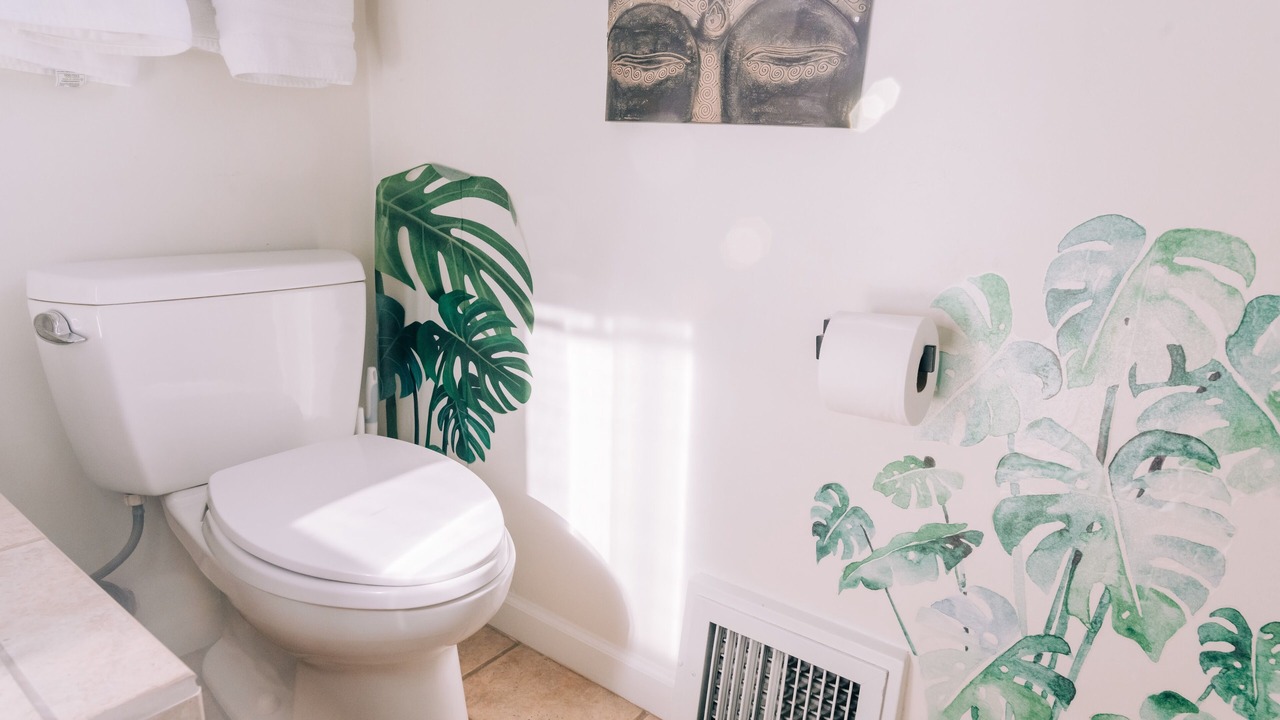 Photo of Bathroom in Del Norte Place