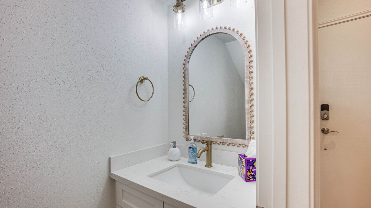 Photo of Bathroom in April Sound