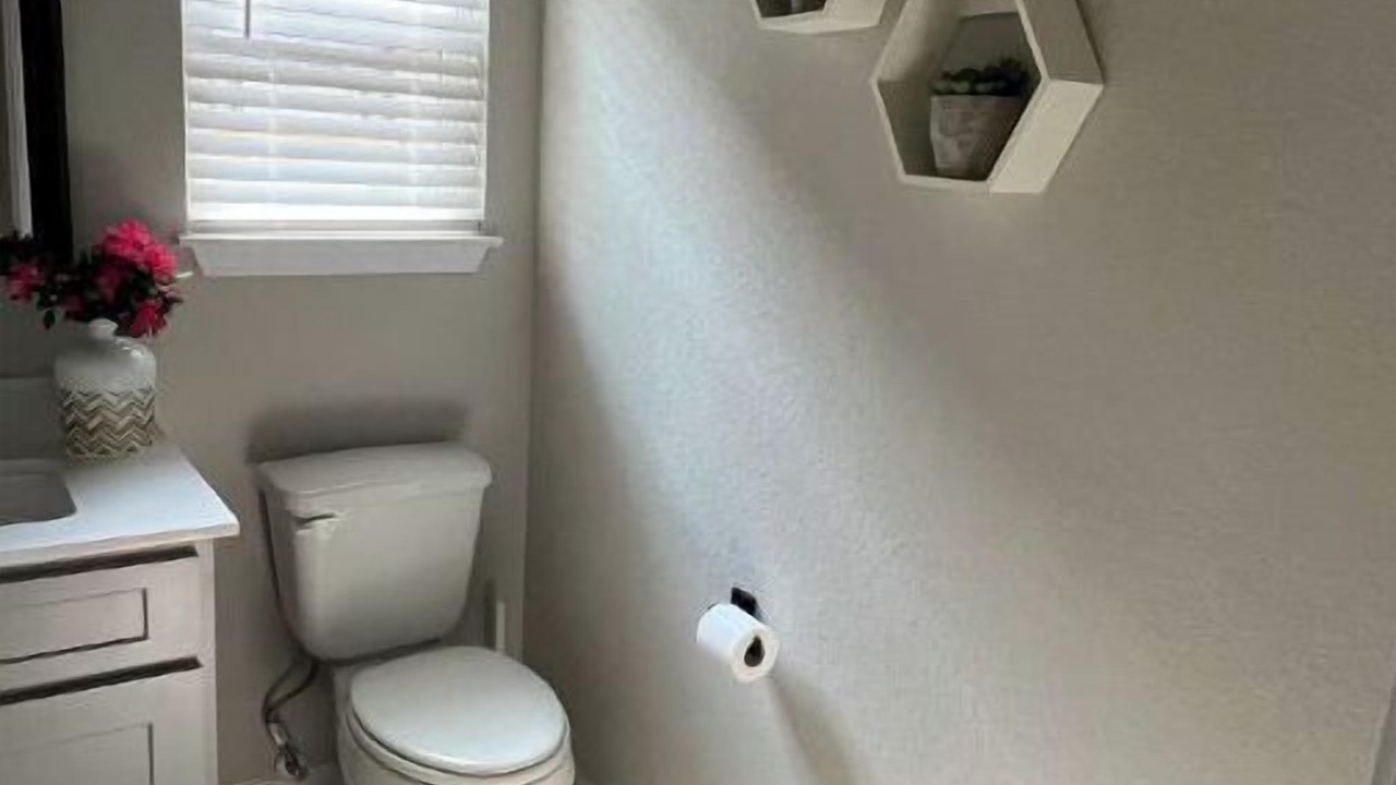 Photo of Bathroom in Denver Heights