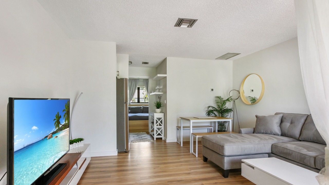Photo of Livingroom in Bunker Oaks
